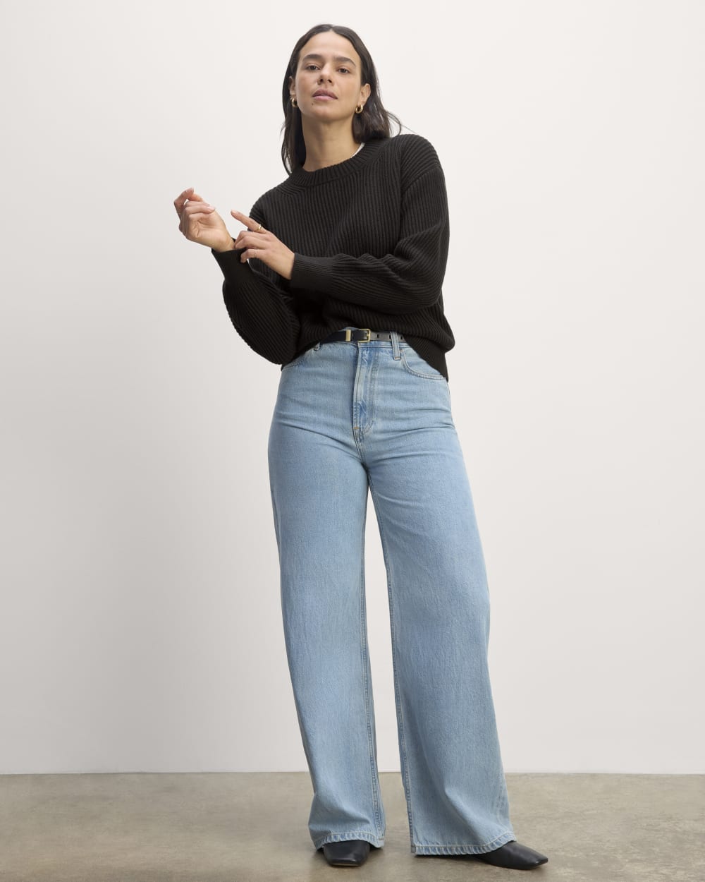 The Cocoon Crew in Everyday Cotton in Black — detail view