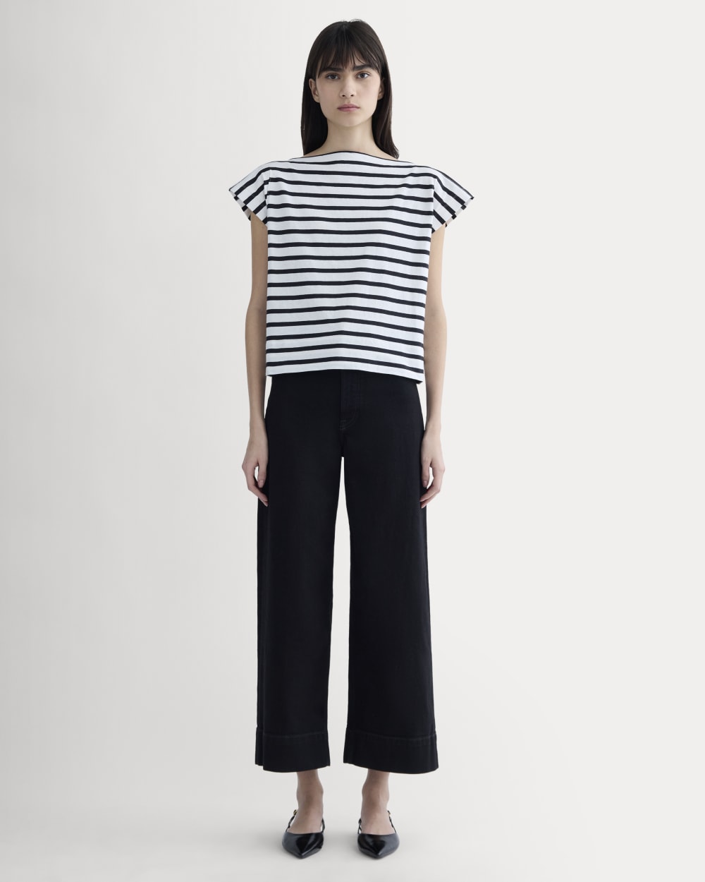 The Oversized Muscle Tee in Bone / Black — detail view