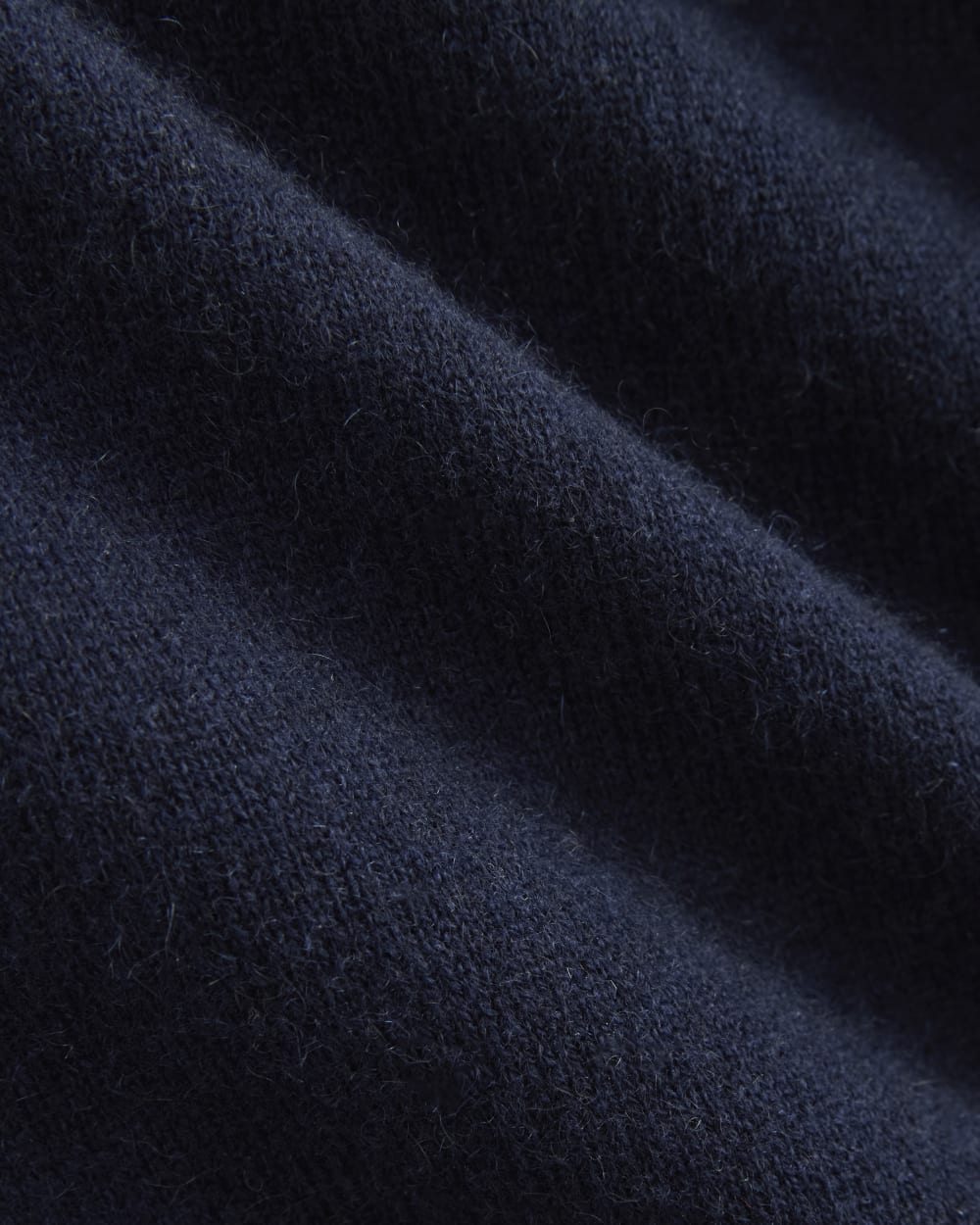 Cashmere Slim Crew Sweater in Navy — detail view