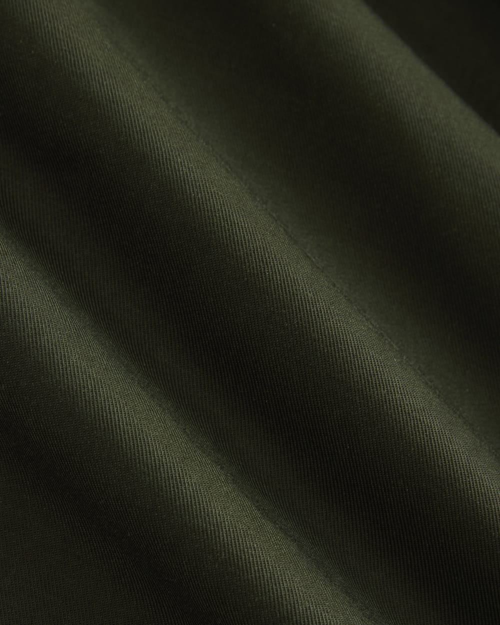 Wide-Leg Trouser in Buttersmooth in Dark Green — detail view