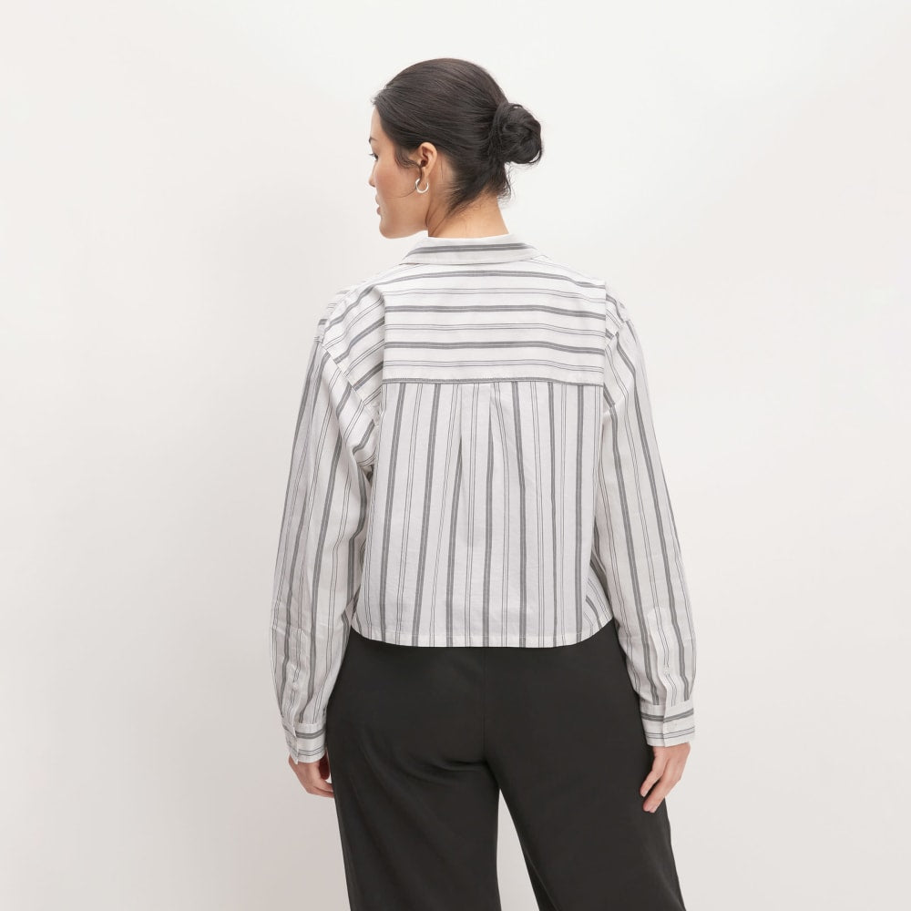 The Way-Short Shirt in Silky Cotton in Bone / Black — detail view