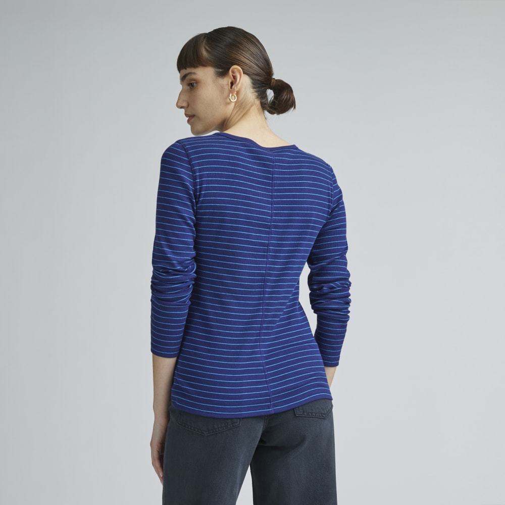 The Pima Micro-Rib Long-Sleeve Crew in Ocean Cavern / Horizon Blue — detail view