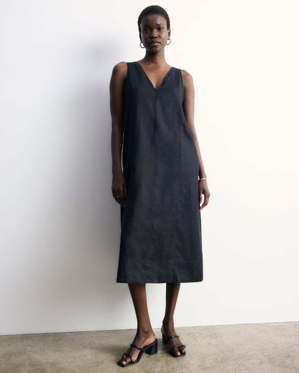 The Linen V-Neck Midi Dress in Black — detail view