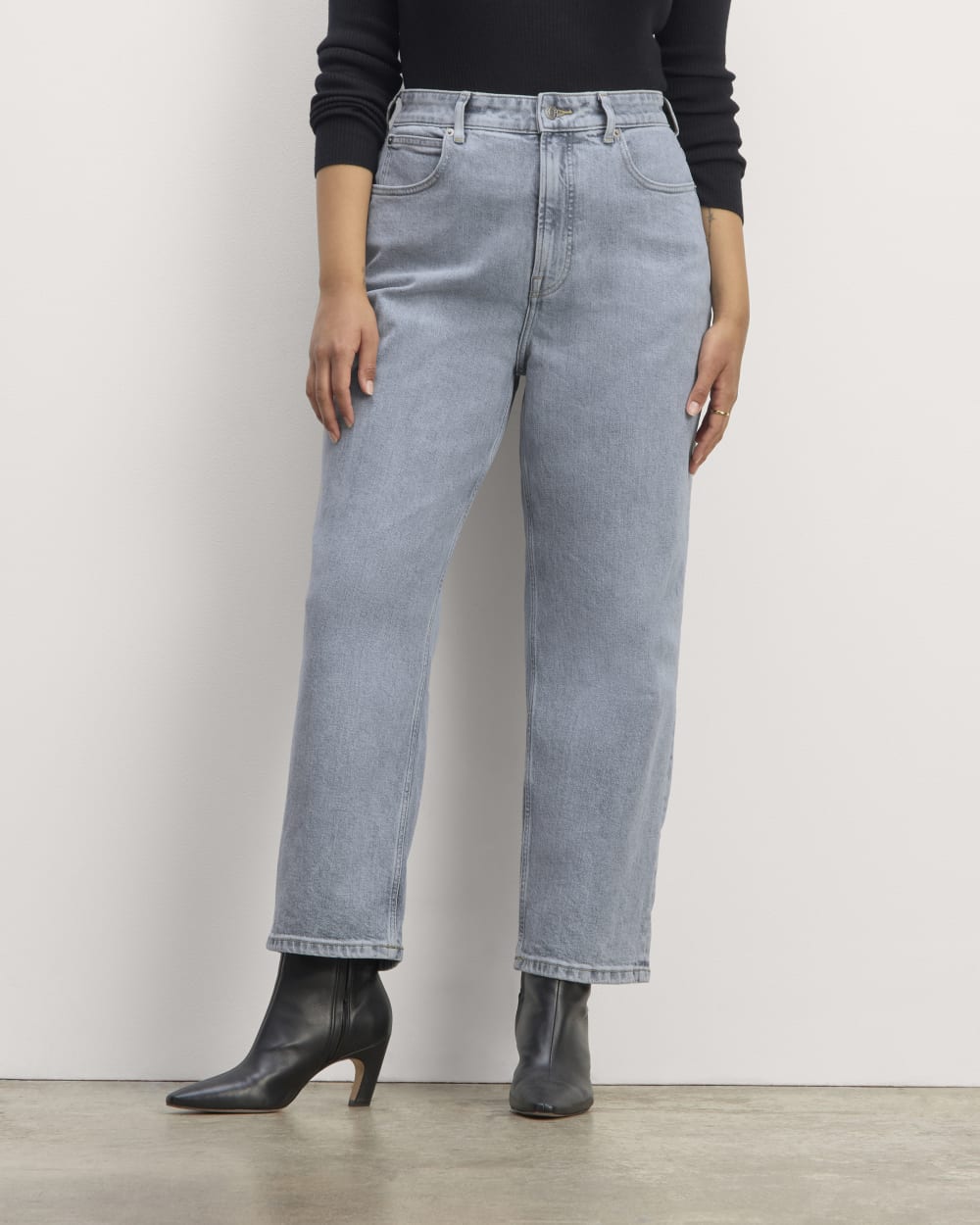 The Way-High® Hourglass Jean in Salt Water — detail view