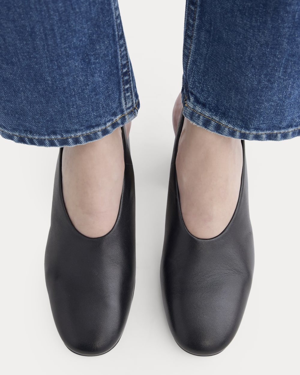 Curved Slingback Heel in Black — detail view