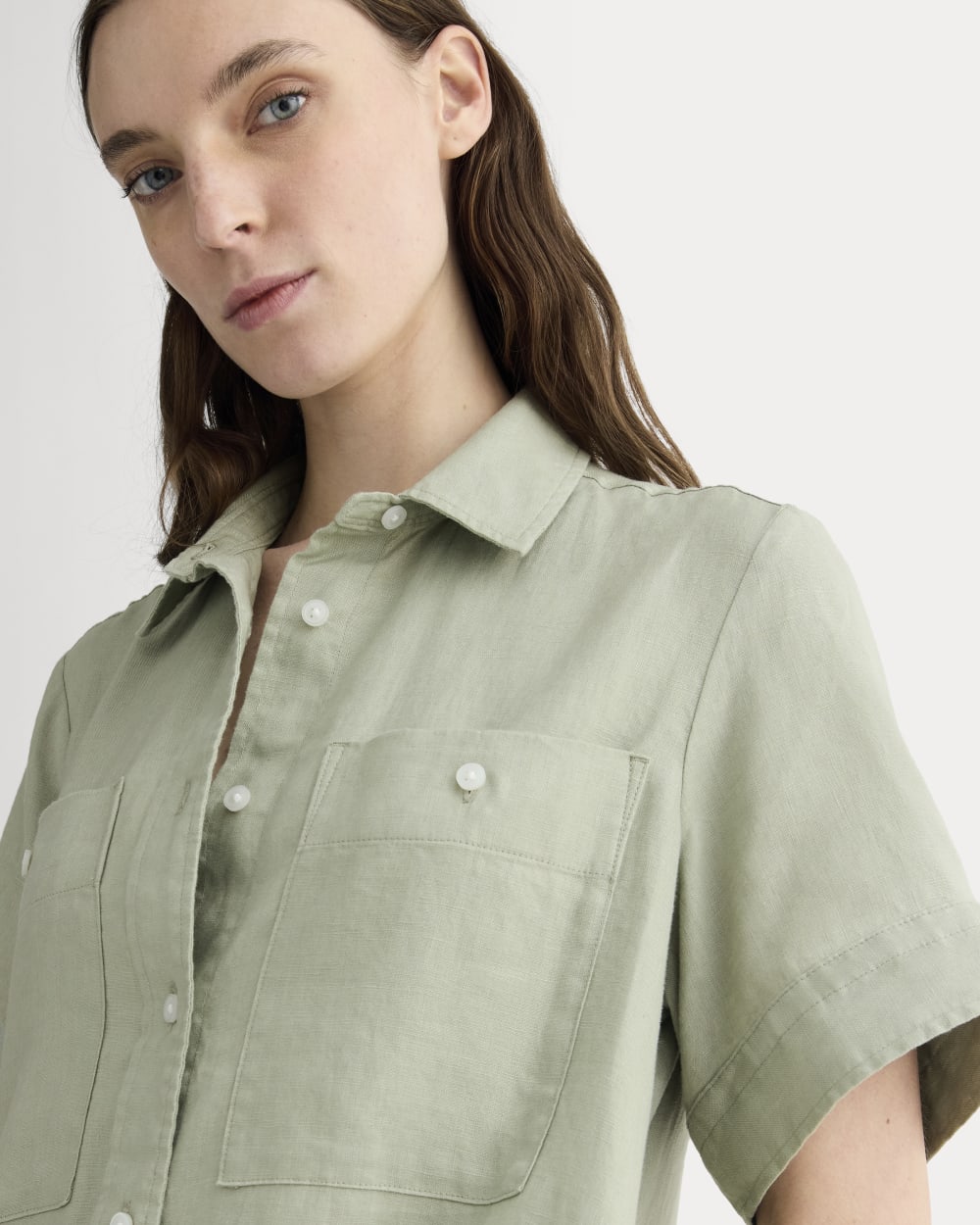 The Daytripper Dress in Linen in Seagrass — detail view