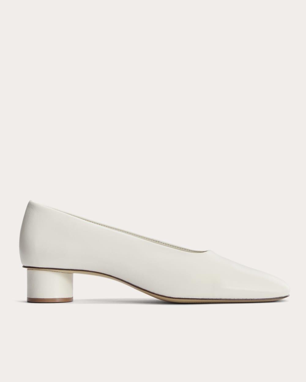 The Gallery Pump in Canvas — front view
