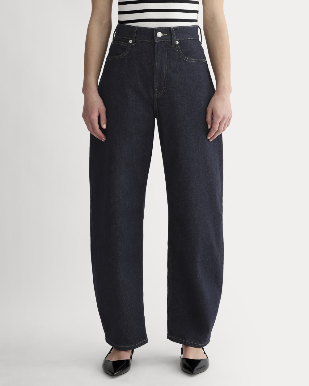The Way-High® Curve Jean in Pure Blue — detail view