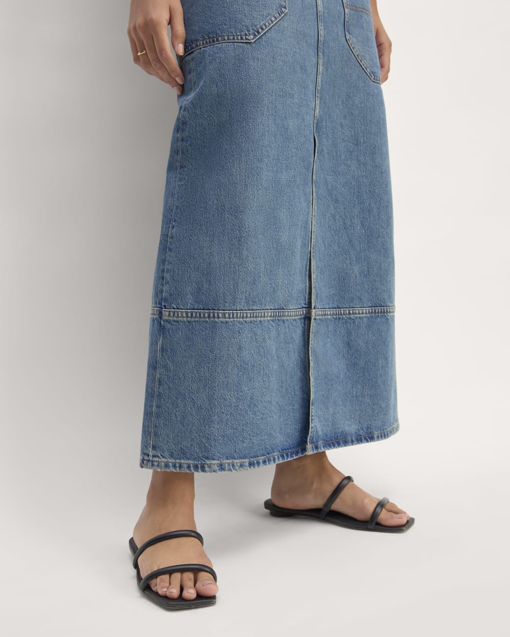 The Gardener Skirt in Medium Indigo — detail view