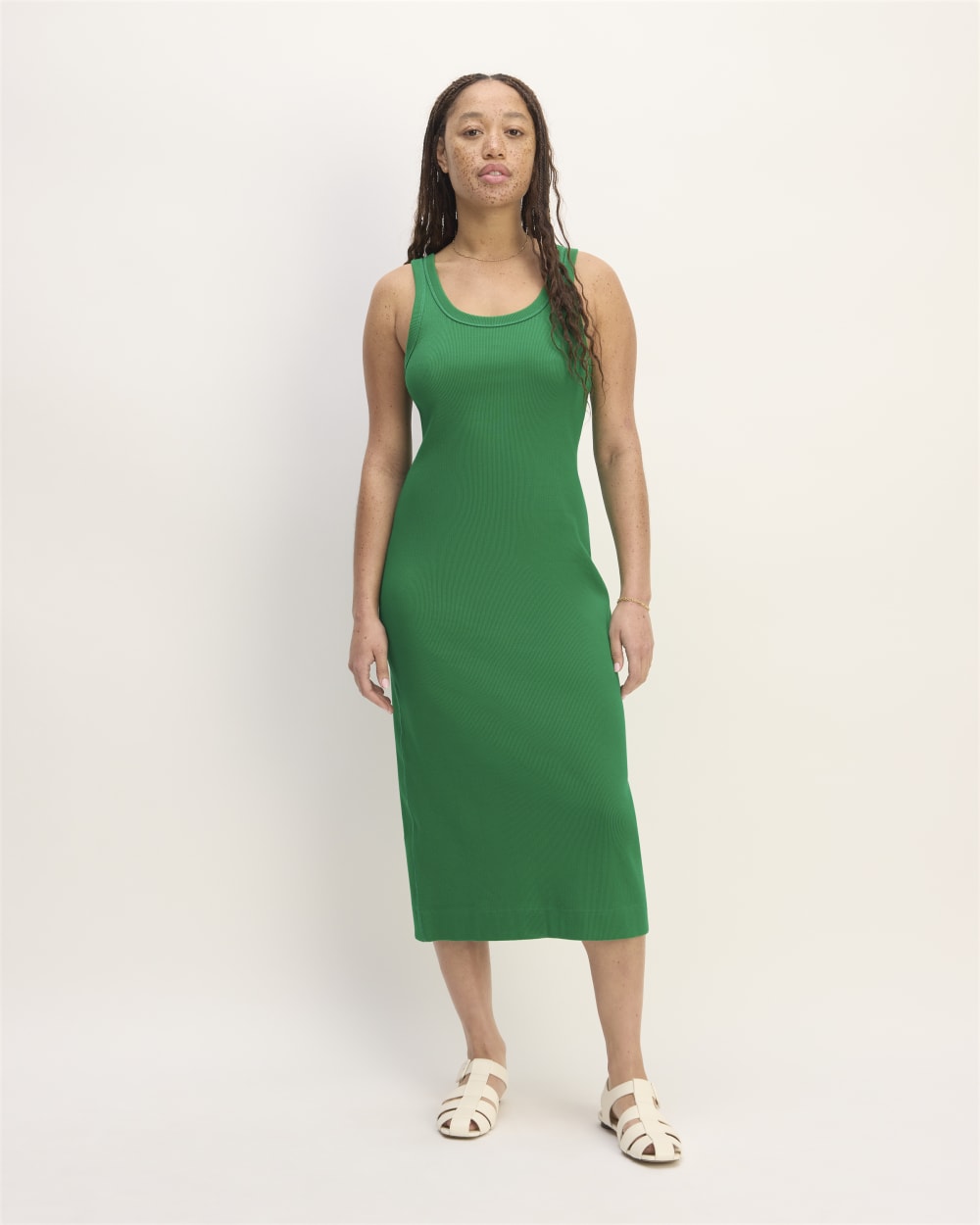 The ’90s Rib Dress in Grass Green — front view