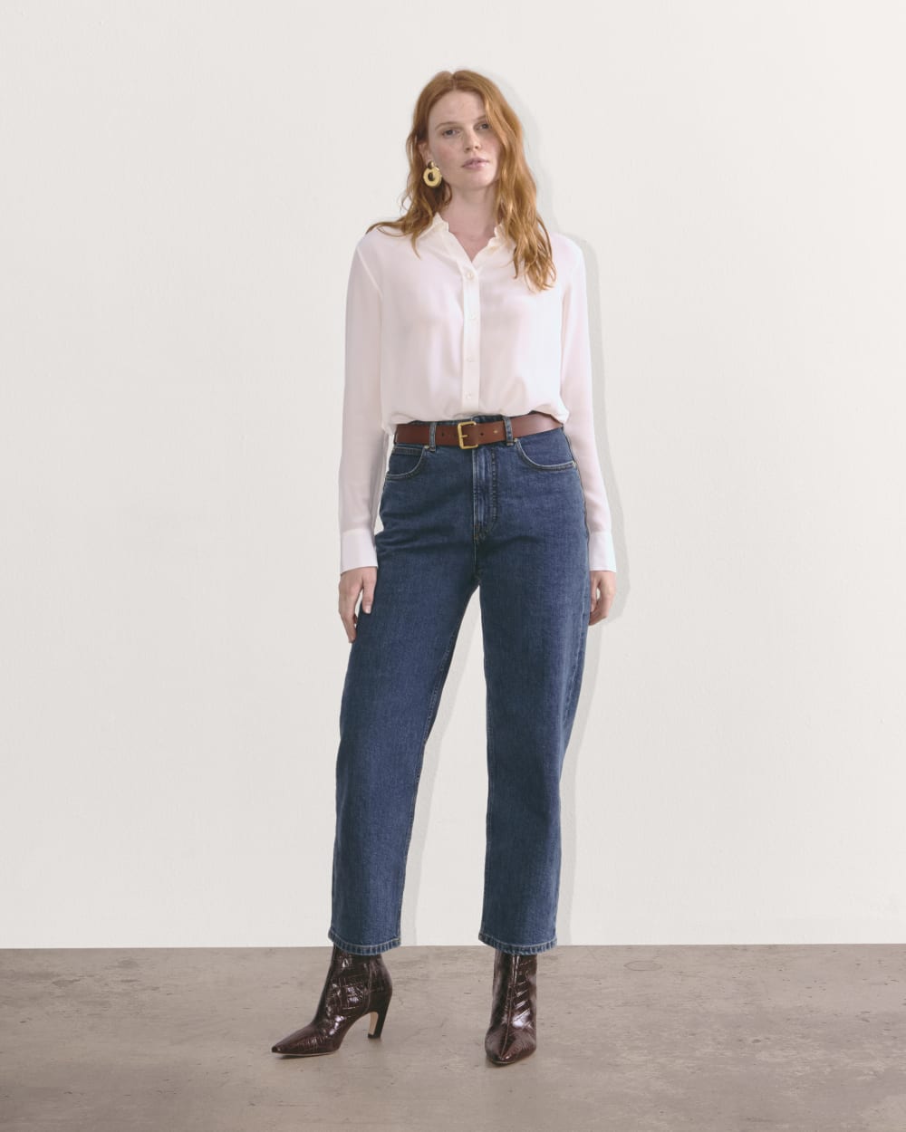The Way-High® Hourglass Jean in Vintage Indigo — detail view