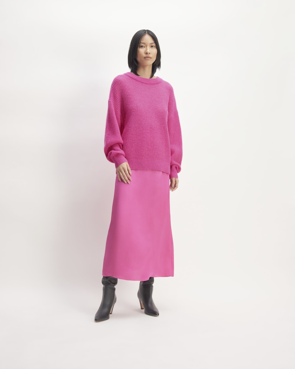 The Cocoon Crew in Alpaca in Fuchsia Pink — detail view