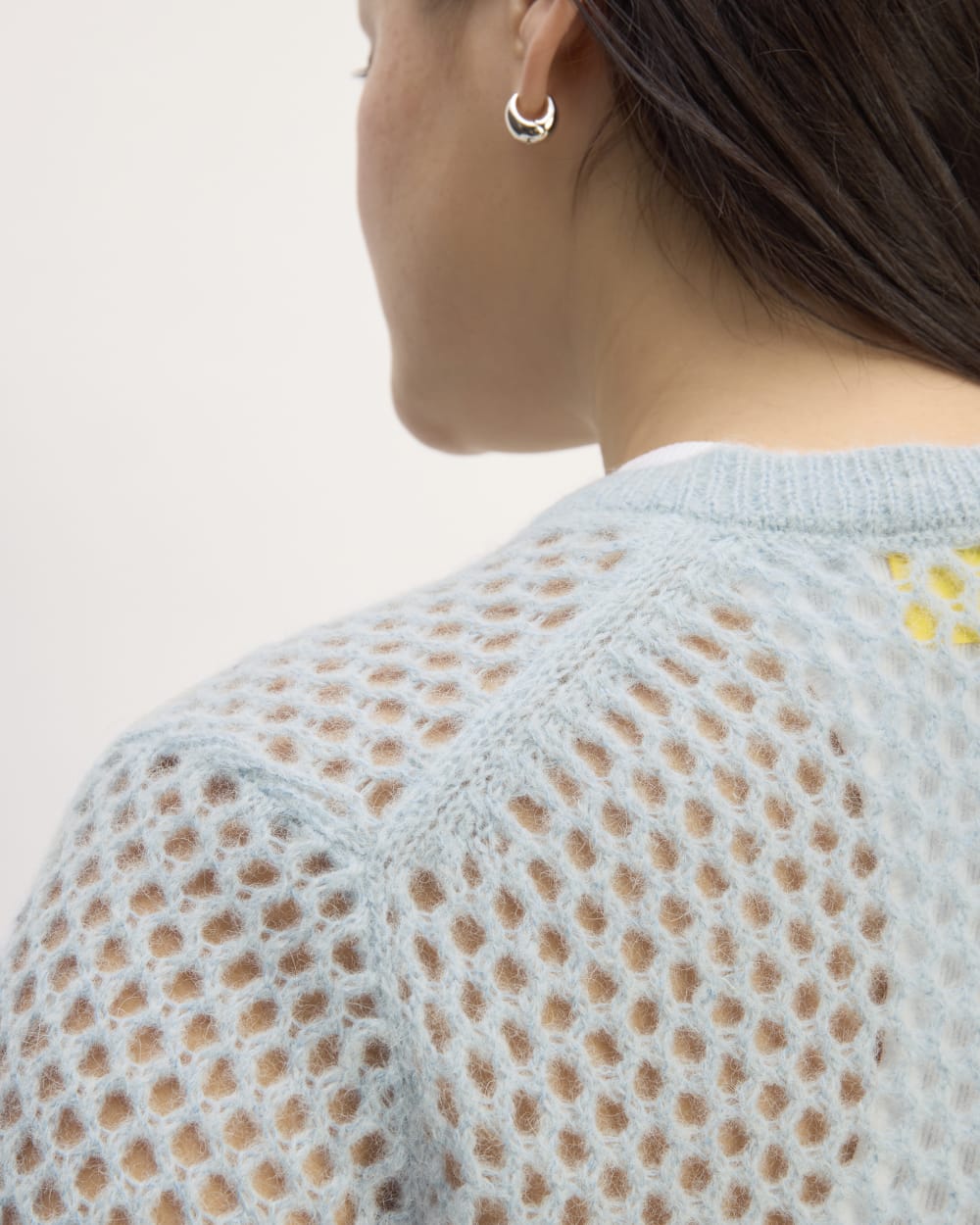 The Everlane x Marques' Almeida Alpaca Mesh Cardigan in Mist — detail view