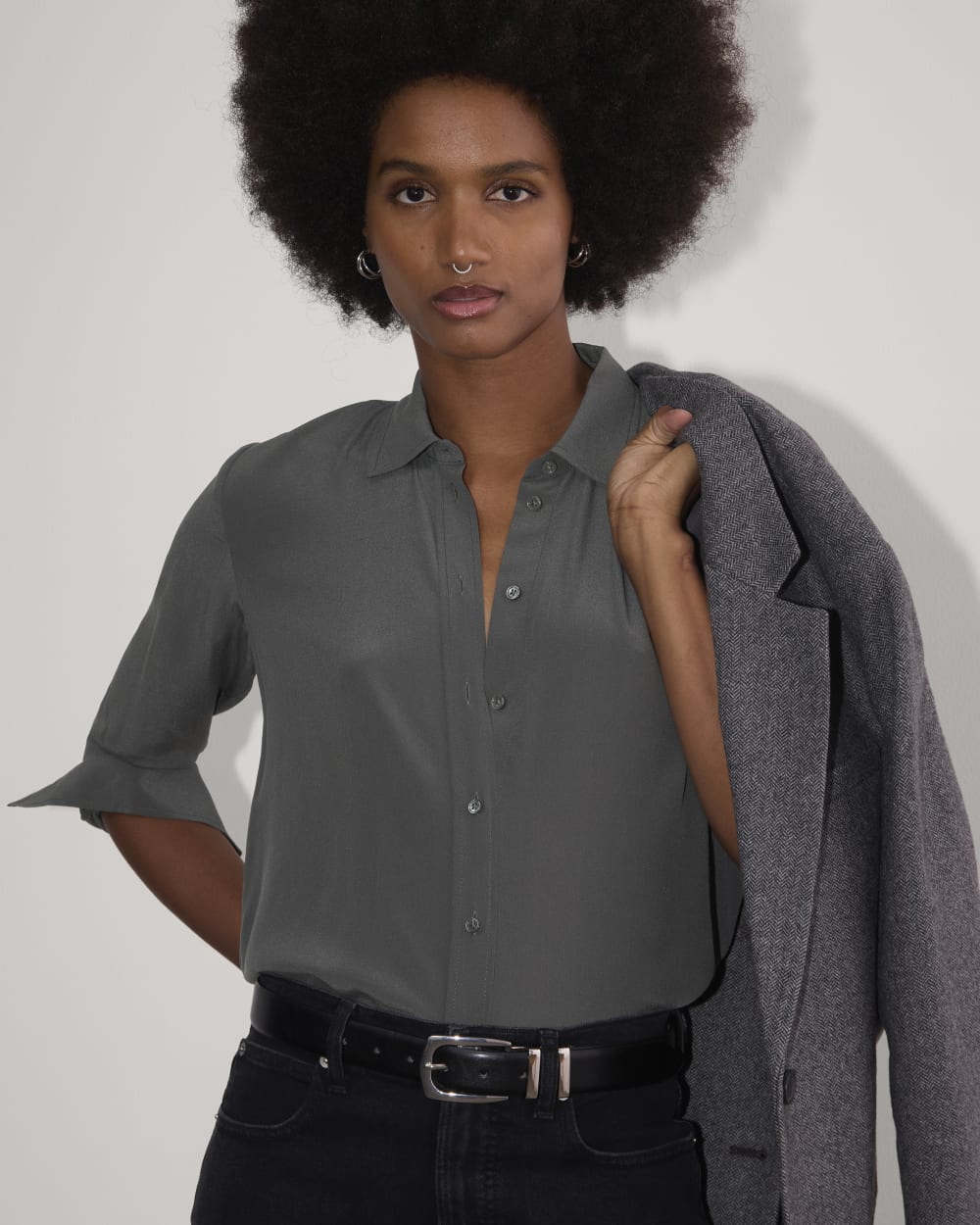 The Must-Have Shirt in Washable Silk in Graphite — detail view