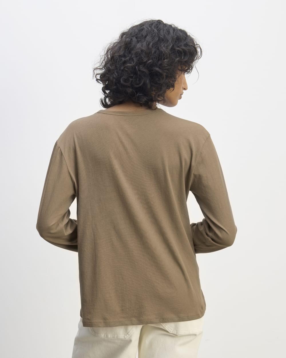 The Air Long-Sleeve Tee in Clay — detail view