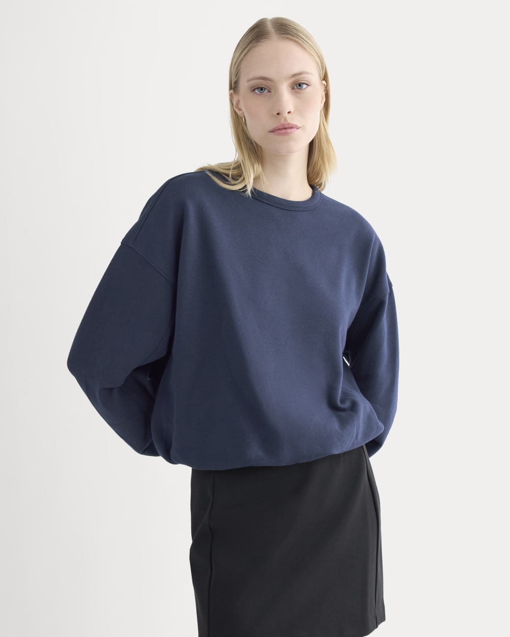 Lightweight Terry Bubble Sweatshirt in Navy — front view