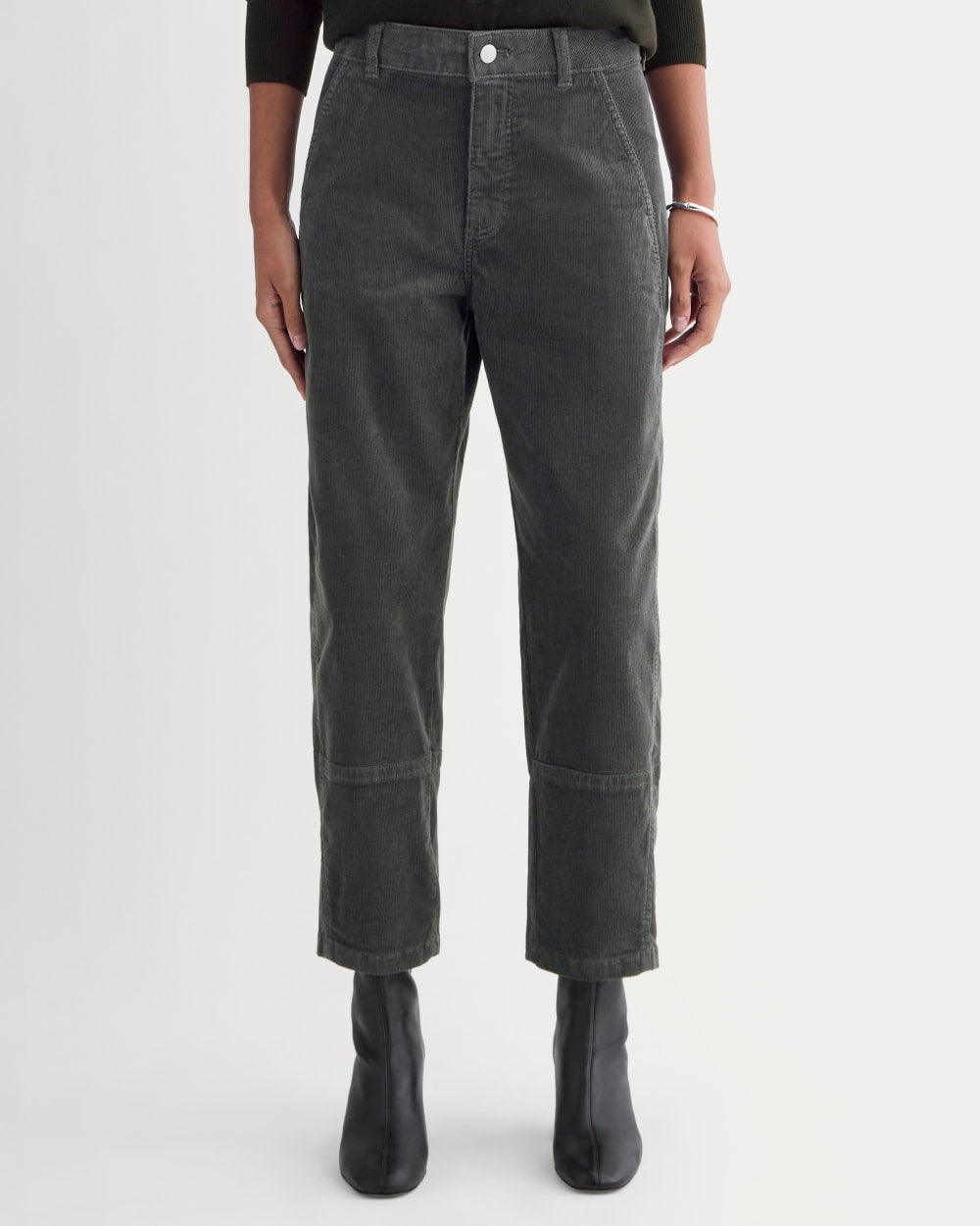 The Utility Barrel in Corduroy in Graphite — detail view