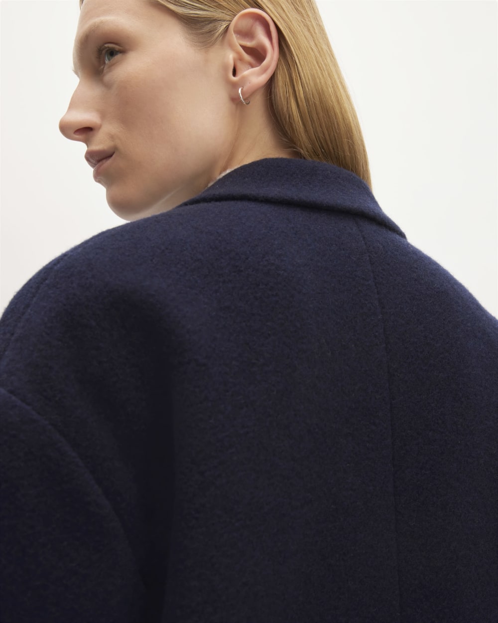 The Italian ReWool® Cocoon Coat in Navy — detail view
