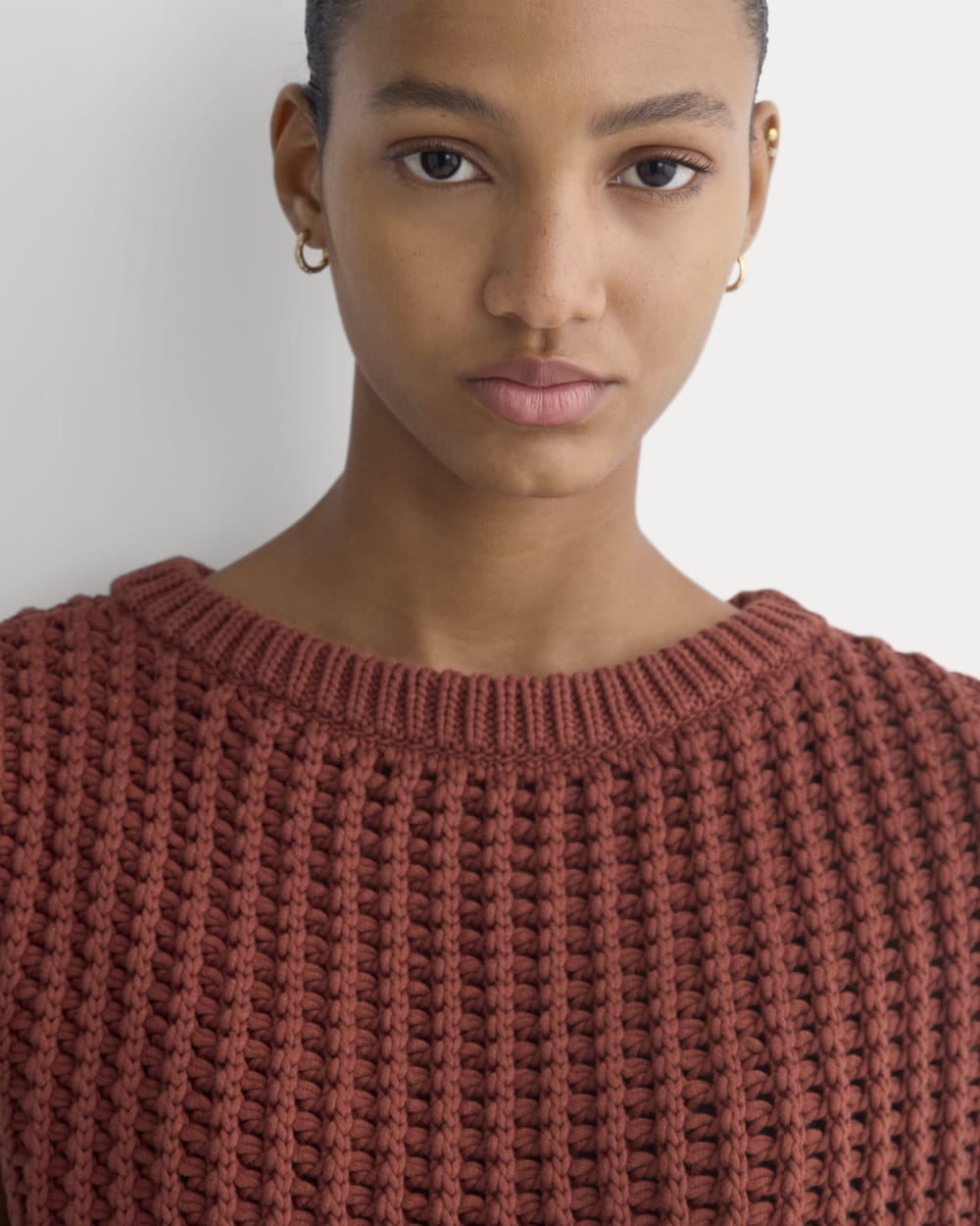 Open-Knit Tunic Vest in Elevated Cotton in Henna Red — detail view
