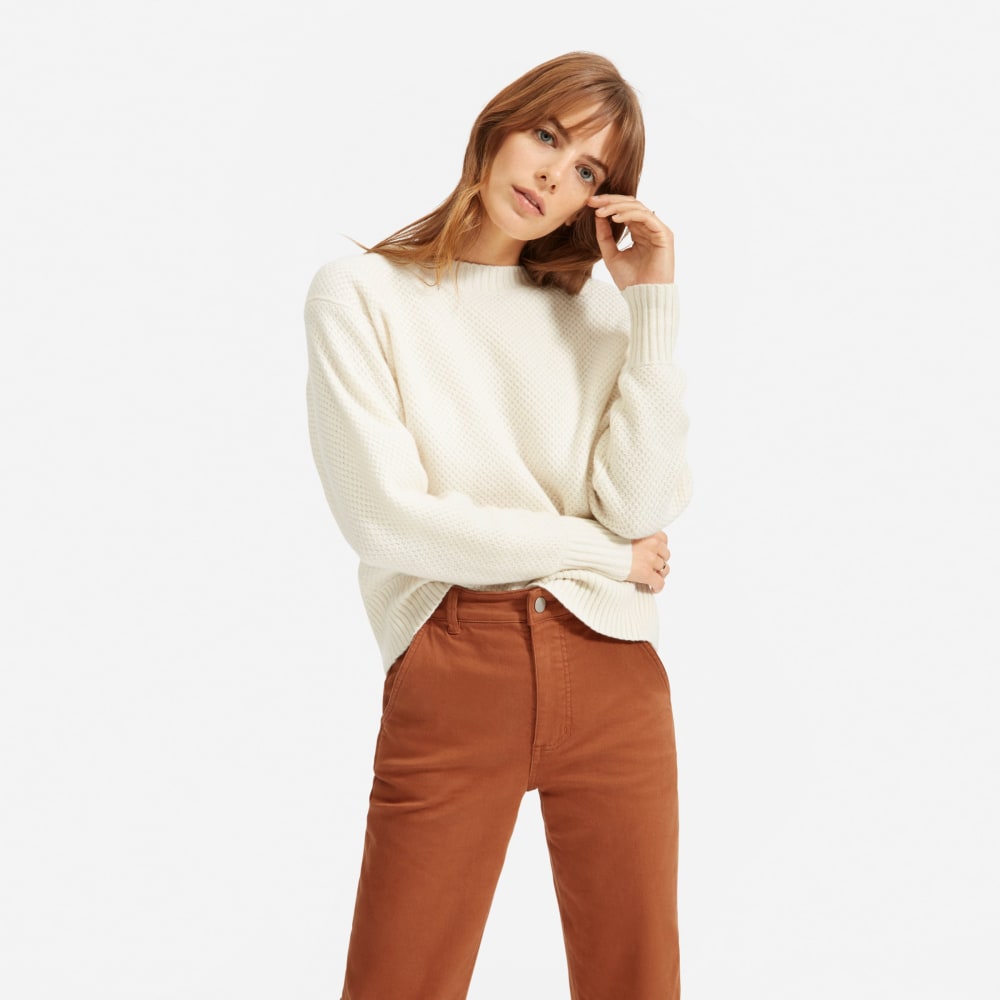 The Straight-Leg Crop in Cocoa Brown — detail view