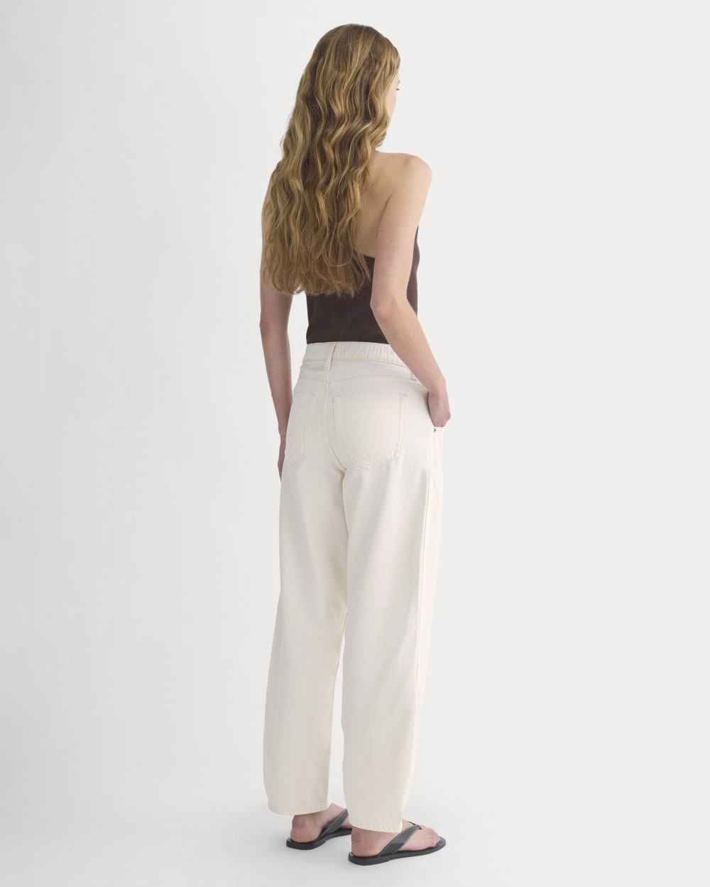 Pull-On Carpenter Jean in Ecru — detail view