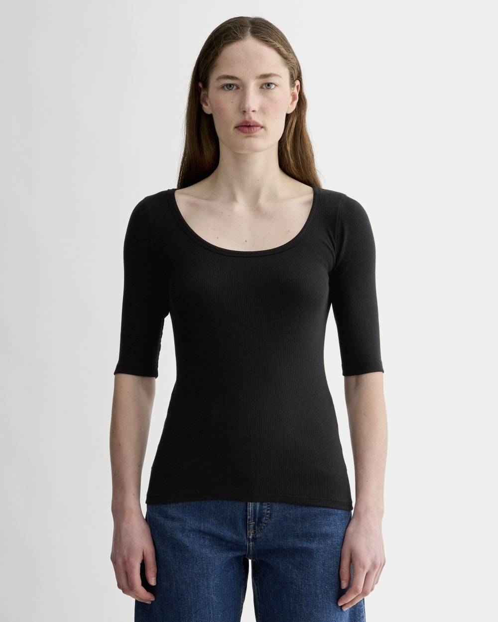 The Luxe Rib Scoop-Neck Tee in Black — front view