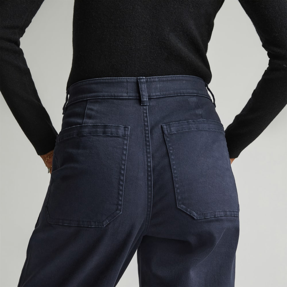 The Utility Barrel Pant in Navy — detail view