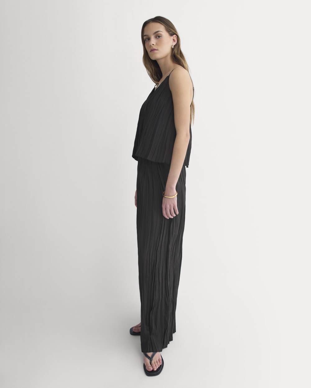 Crinkle Trapeze Tank in Black — detail view