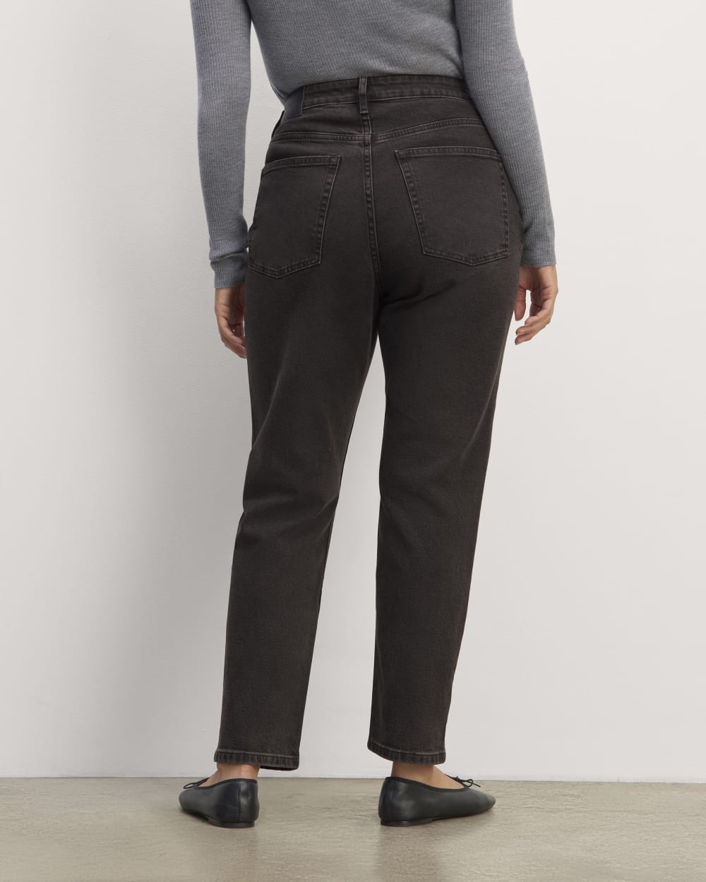 The Cheeky Hourglass Jean in Washed Black — detail view