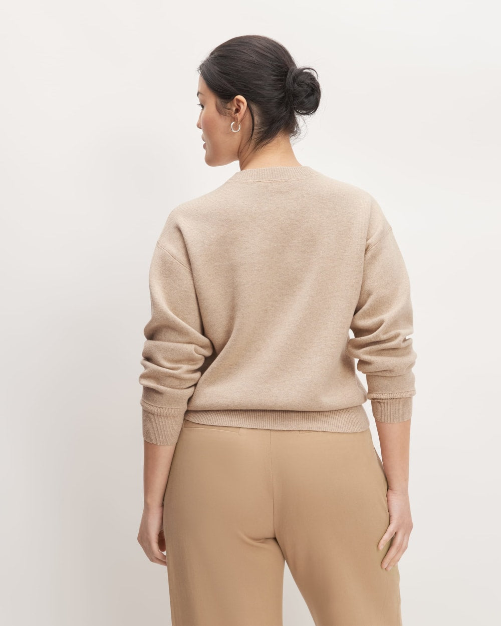 The Cotton-Merino Sweatshirt in Warm Oat Heather — detail view