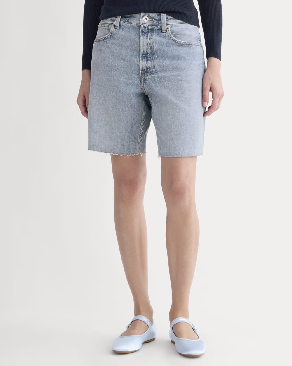 The OG Baggy Jean Short in Light Indigo — detail view