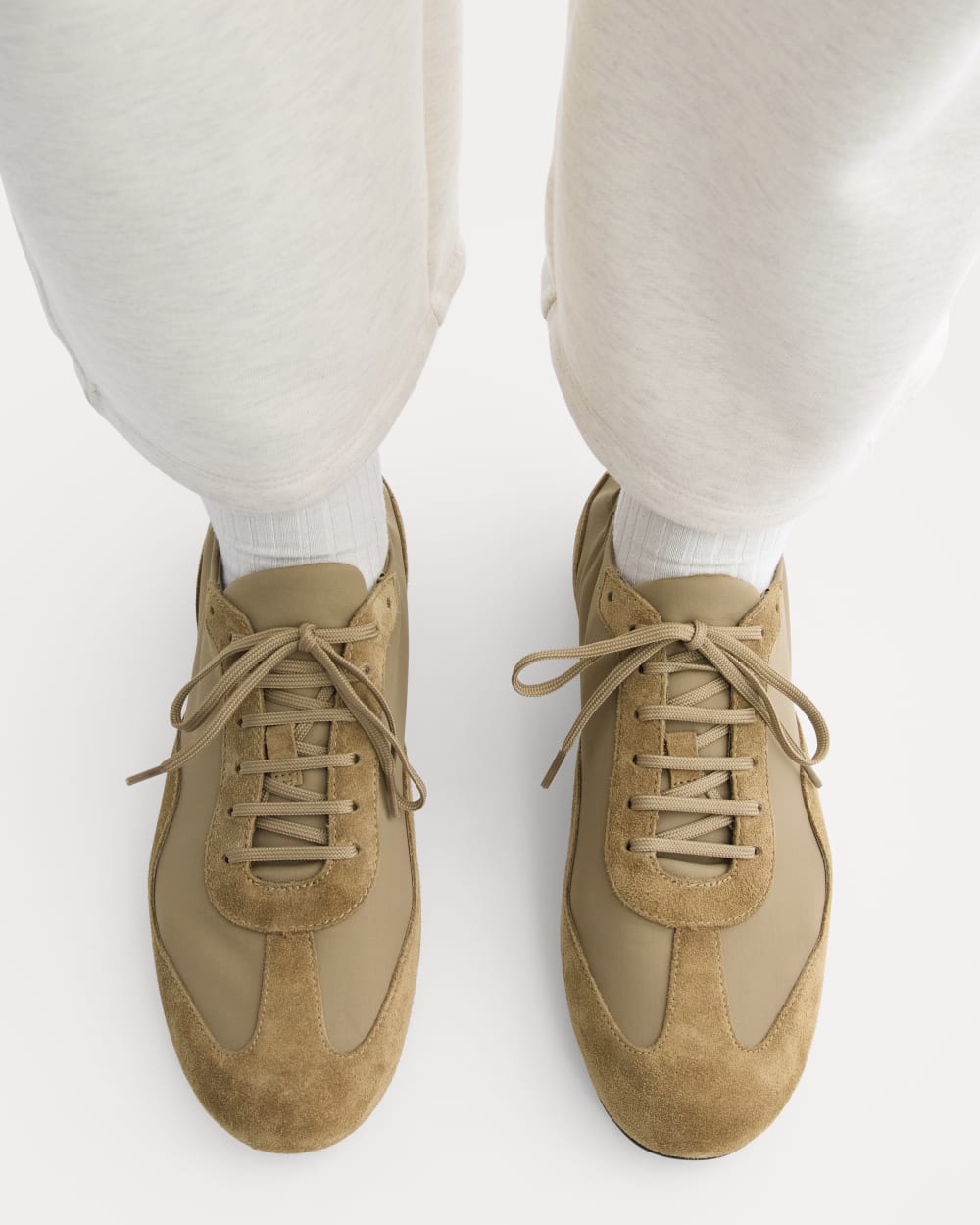 Ballet Sneaker in Farro — detail view