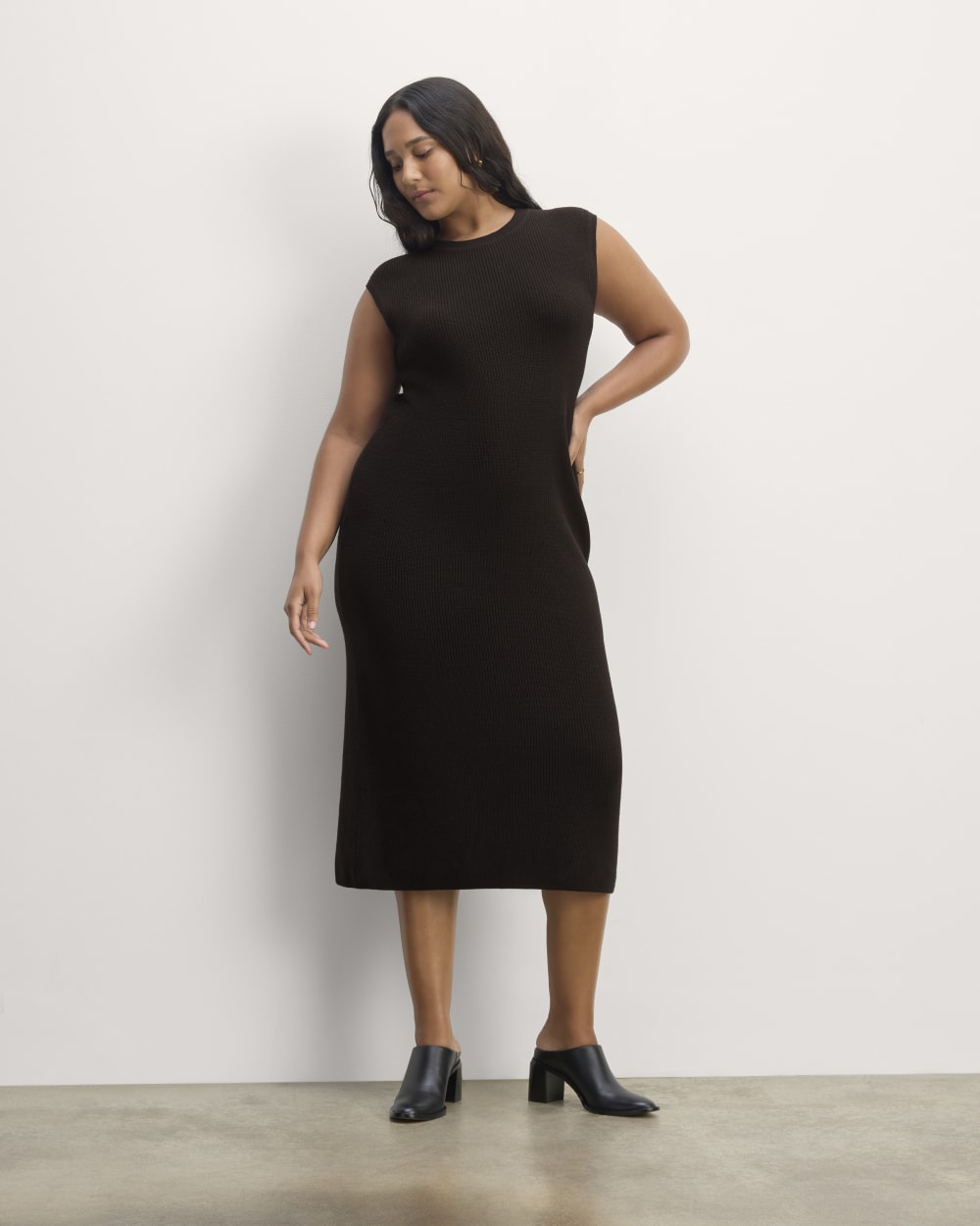 The Midi Dress in Everyday Cotton in Black — front view