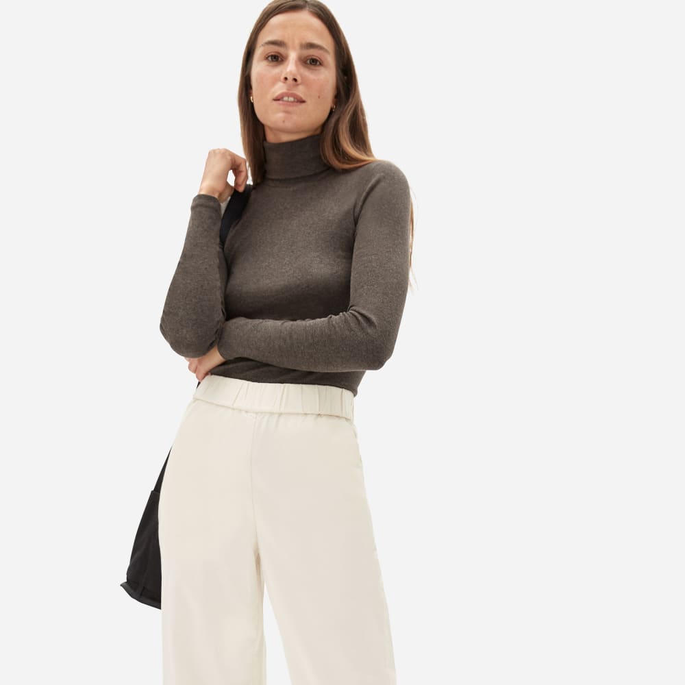 The Luxe Micro-Rib Turtleneck in Heathered Fatigue — detail view