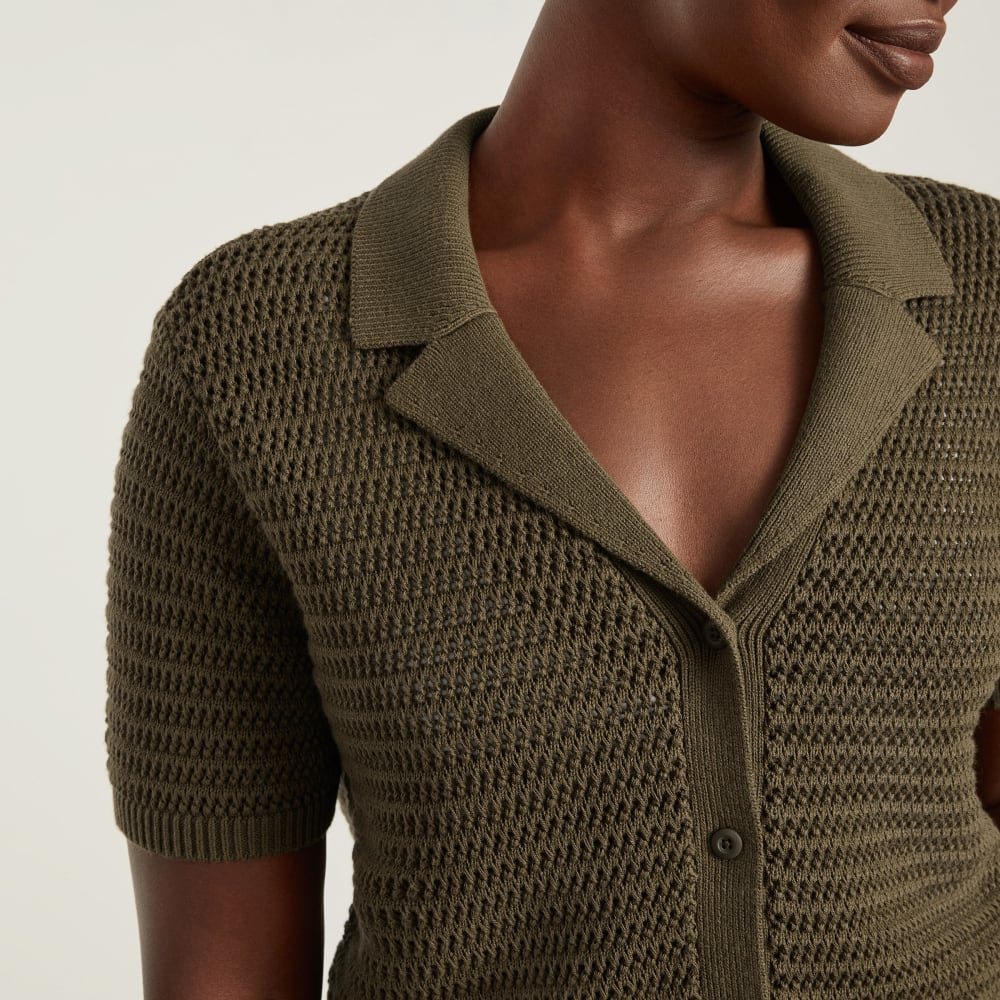 The Crochet Knit Polo in Beech — detail view