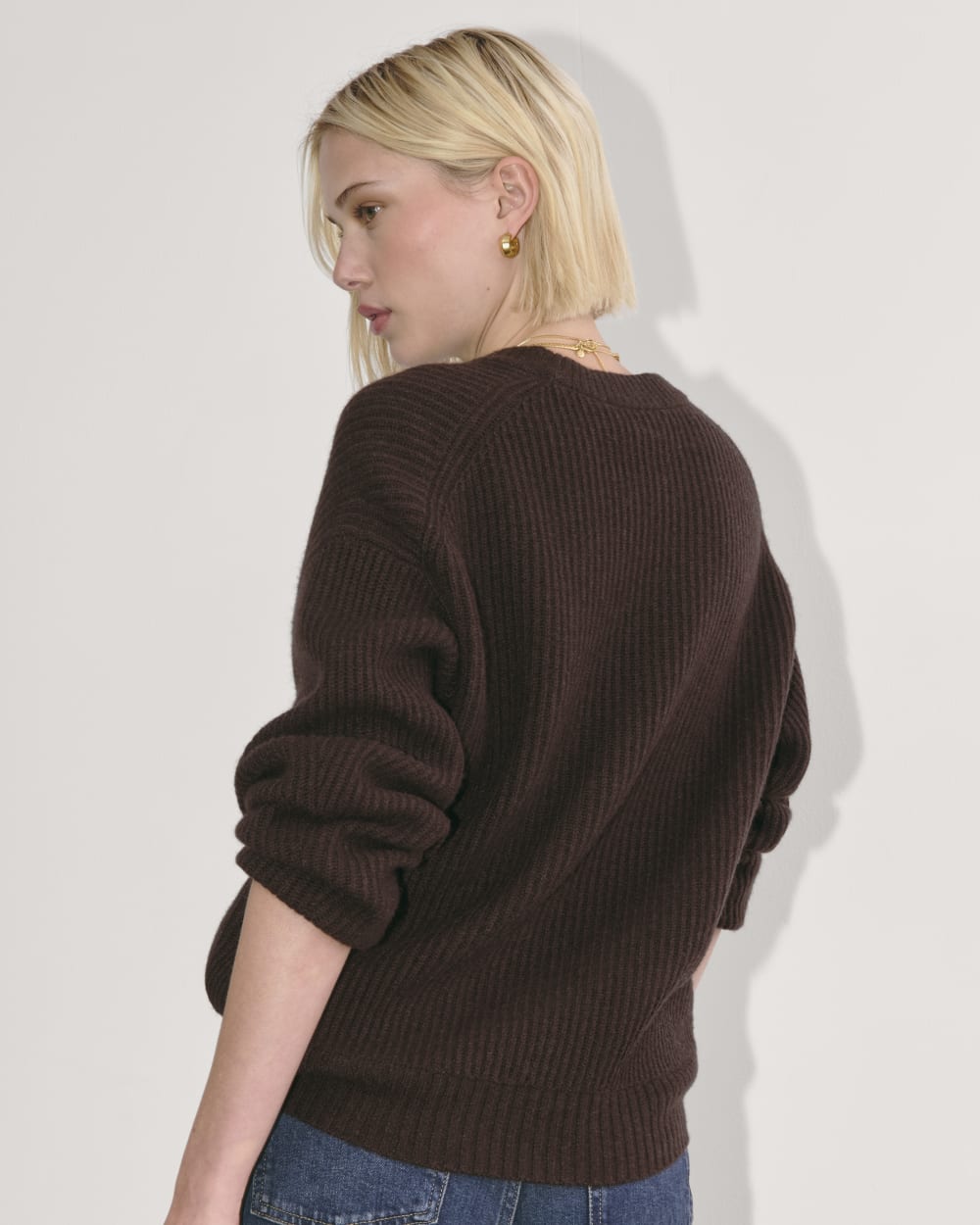 The Cocoon Crew in Wool Cashmere in Americano — detail view