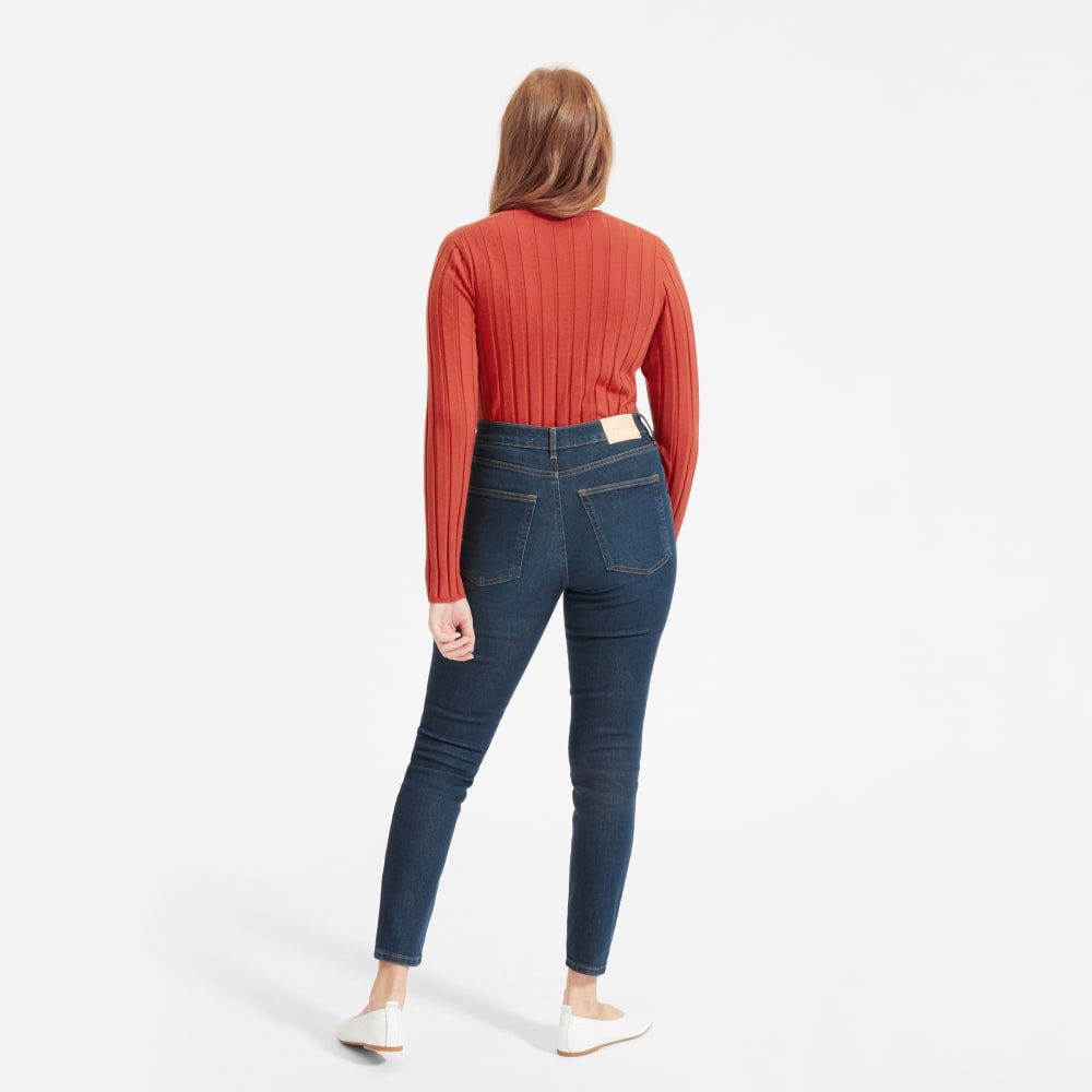 The Authentic Stretch High-Rise Skinny in Dark Blue Wash — detail view