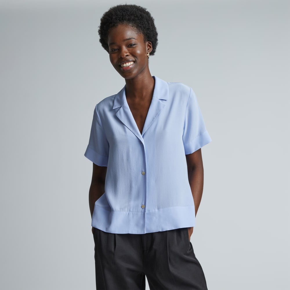 The Notch Shirt in Washable Silk in Periwinkle — front view