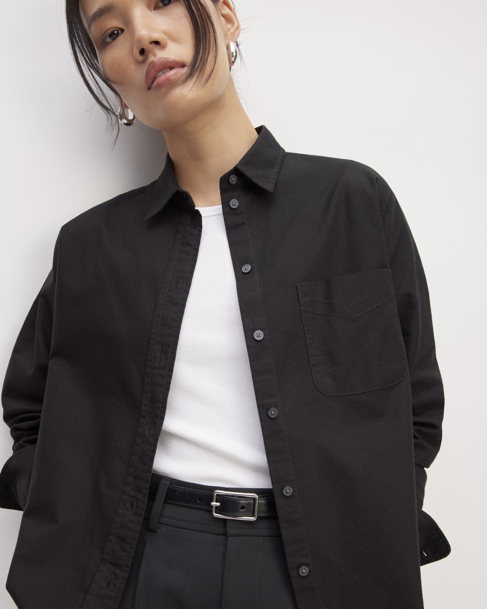 The Must-Have Oxford Shirt in Black — detail view