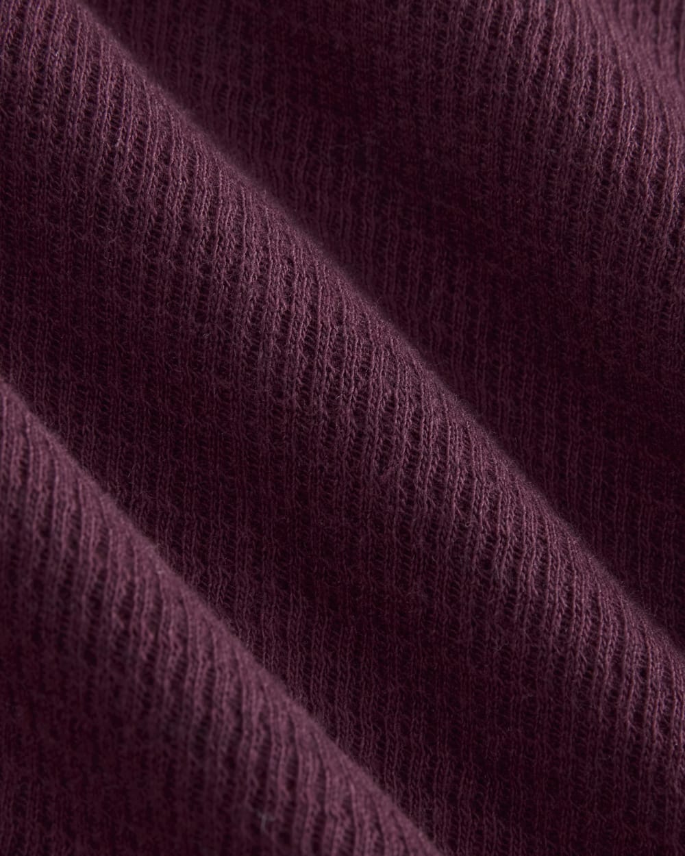 Slim-Fit Crew in Cozy Waffle in Heathered Port Royale — detail view