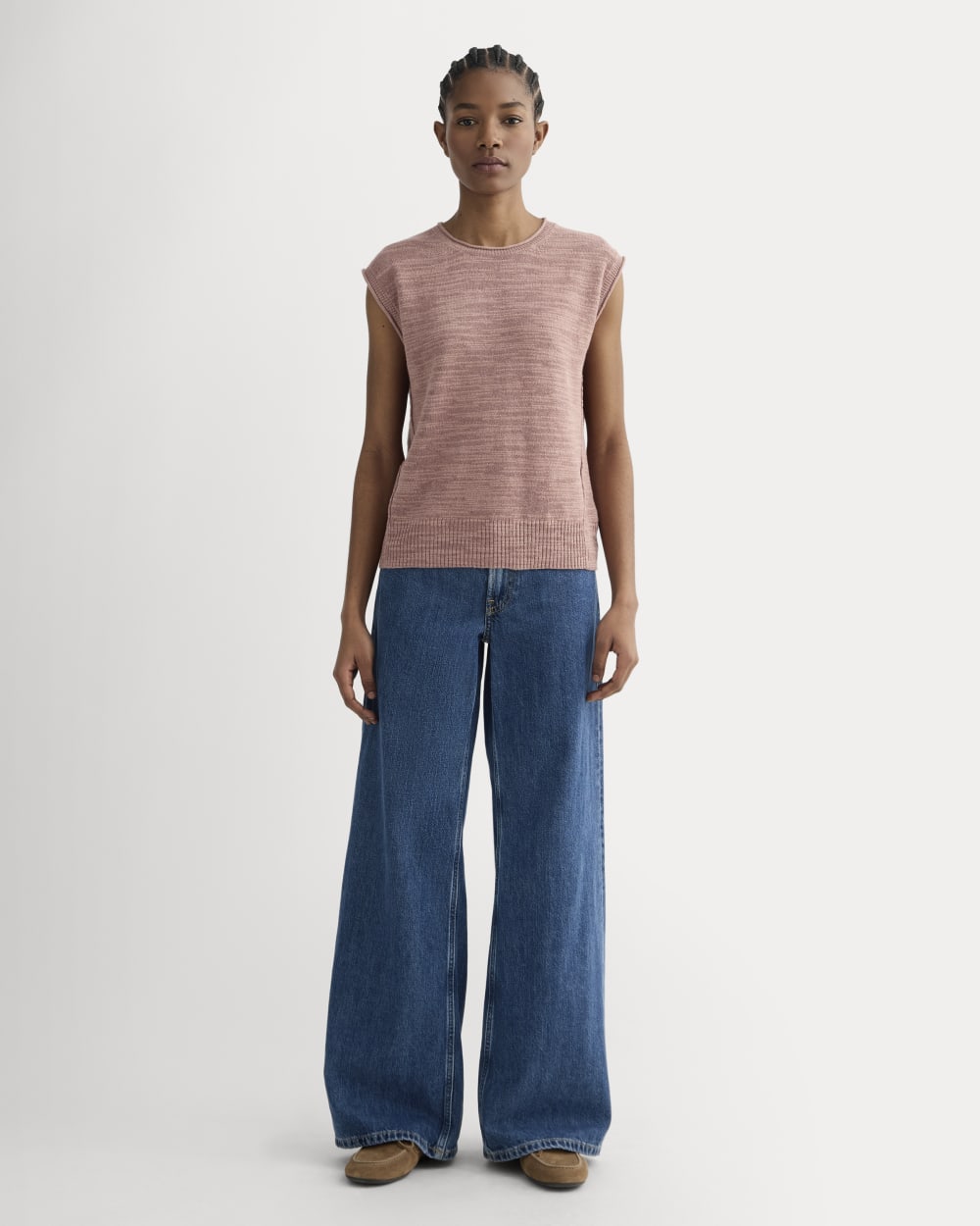 The Muscle Sweater in Cotton Linen in Rose Dusk — detail view