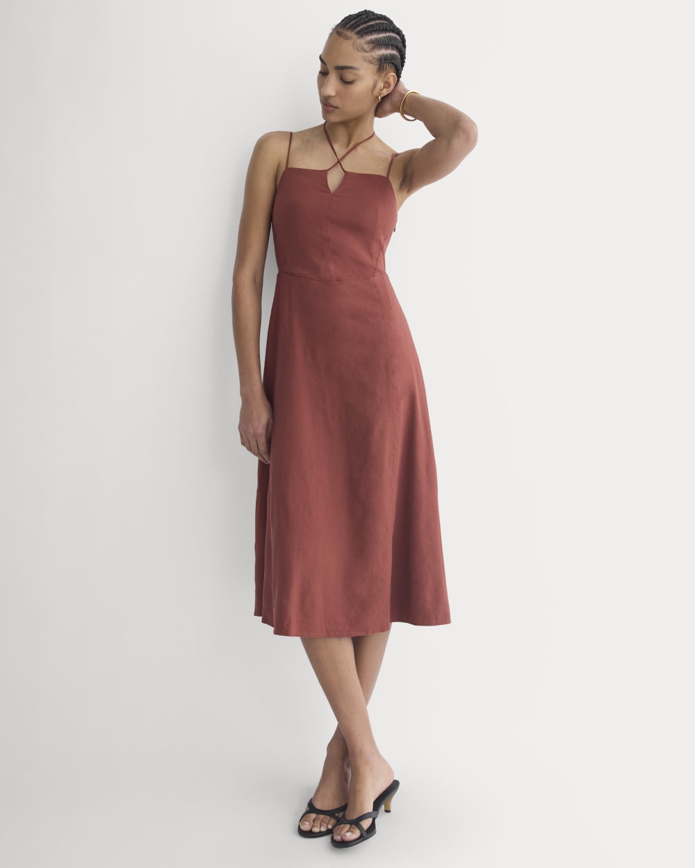 Tie-Neck Dress in Stretch Linen in Henna Red — front view