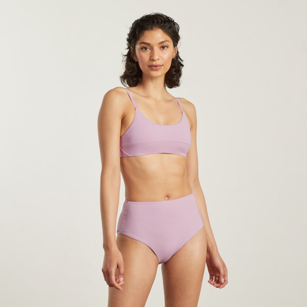 The Scoop-Neck Bikini Top in Lilac — detail view