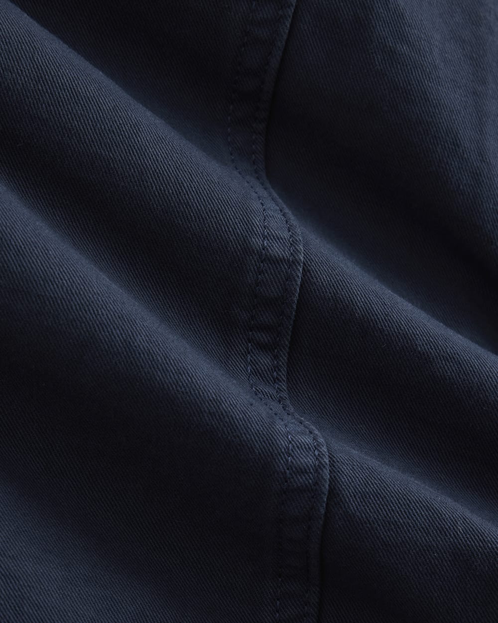 Seamed Everywhere Short in Navy — detail view