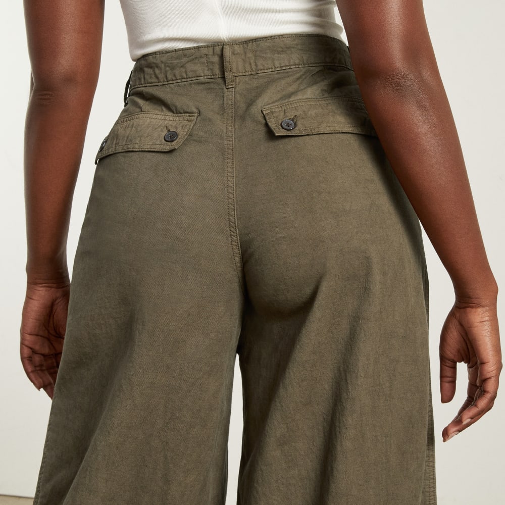 The Tourist Pant in Beech — detail view