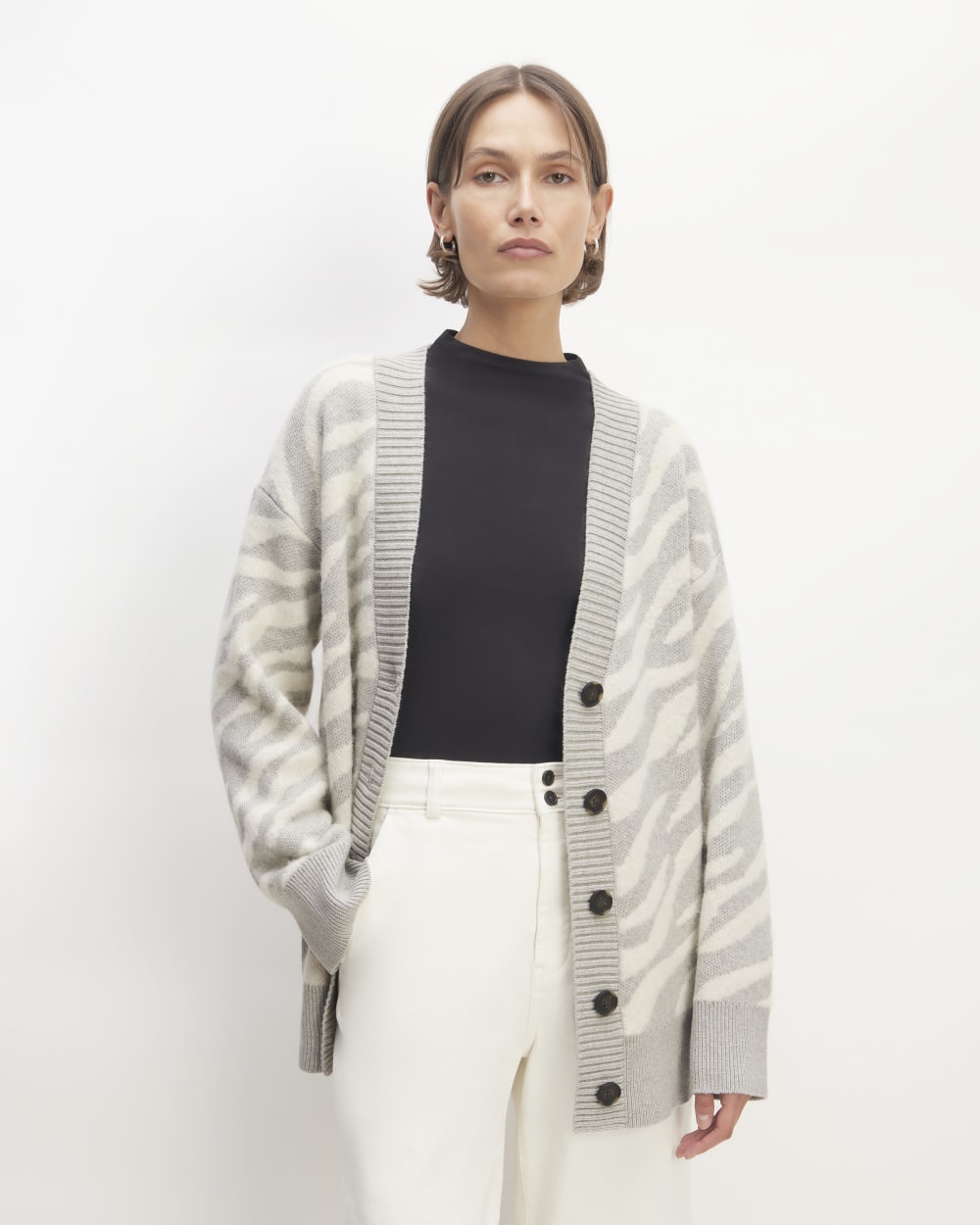 The Alpaca Tiger Jacquard Cardigan in Heathered Grey / Snow — front view