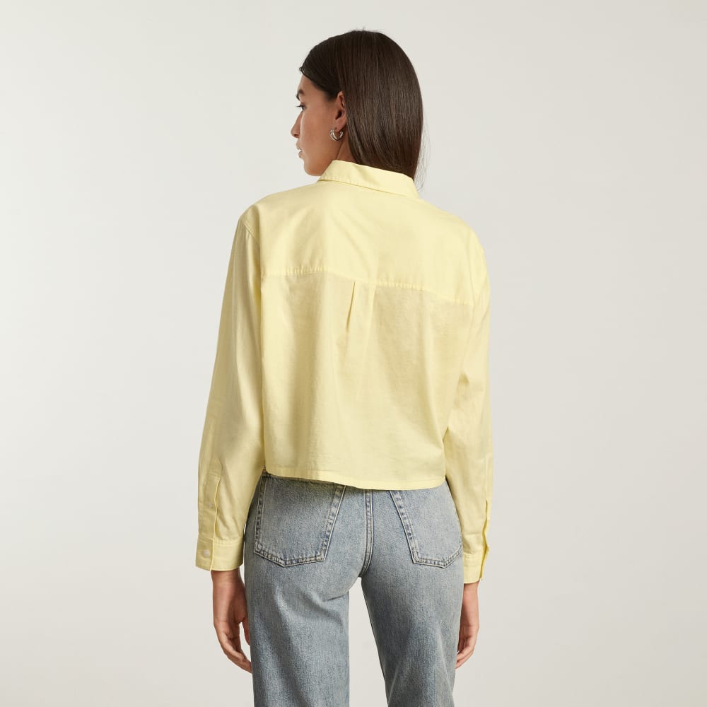 The Way-Short Shirt in Silky Cotton in Pastel Yellow — alternate view