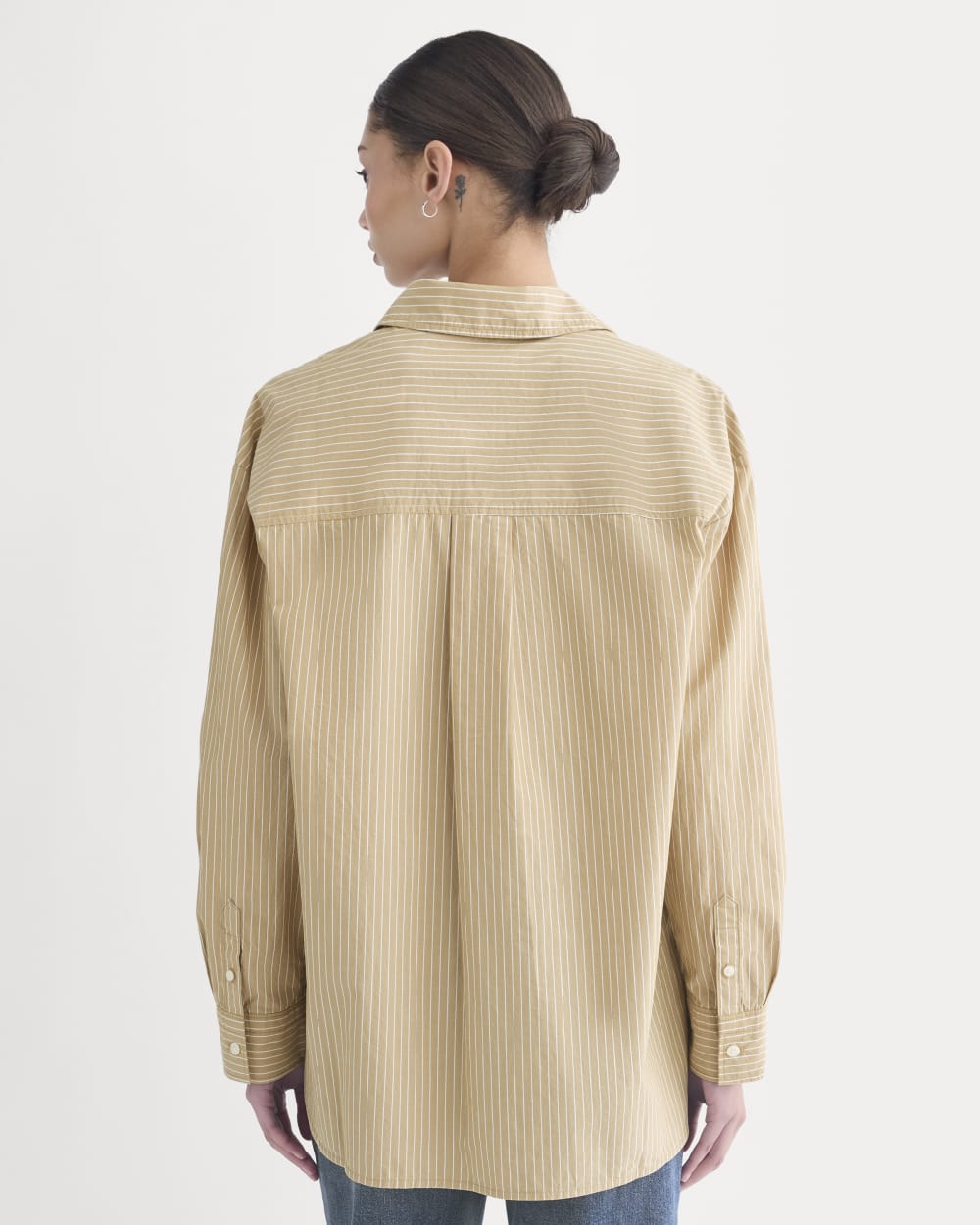 The Boyfriend Shirt in Ultrasoft Cotton in Tiger's Eye / Optic White — detail view