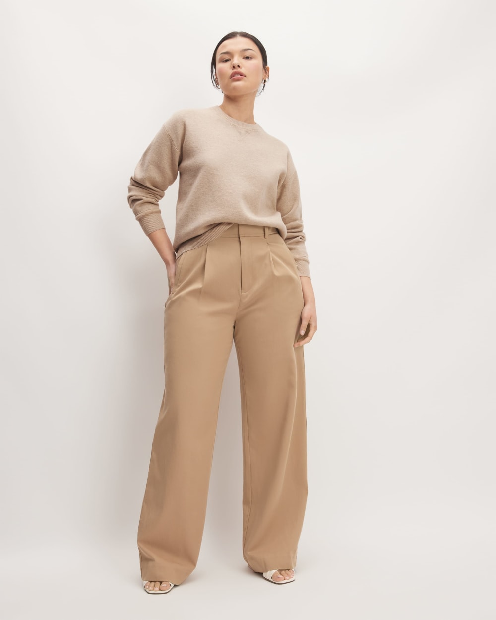The Cotton-Merino Sweatshirt in Warm Oat Heather — detail view