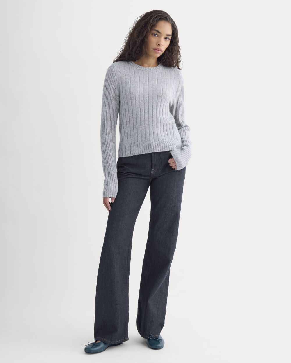 Mix Ribbed Crew in Cashmere in Light Heather Grey — detail view